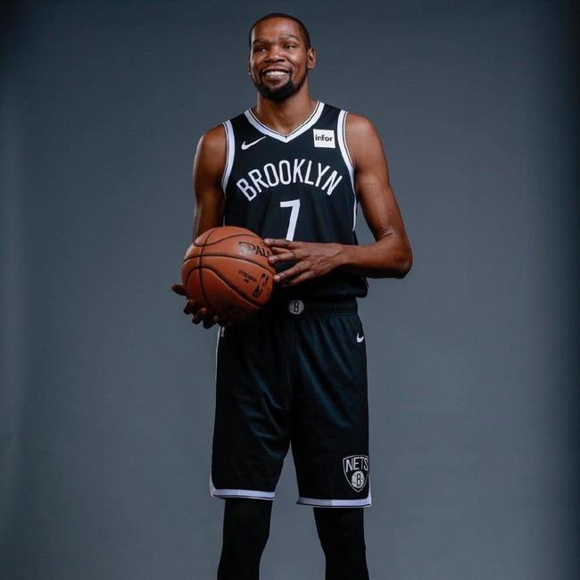 上午或清晨 上午或清晨