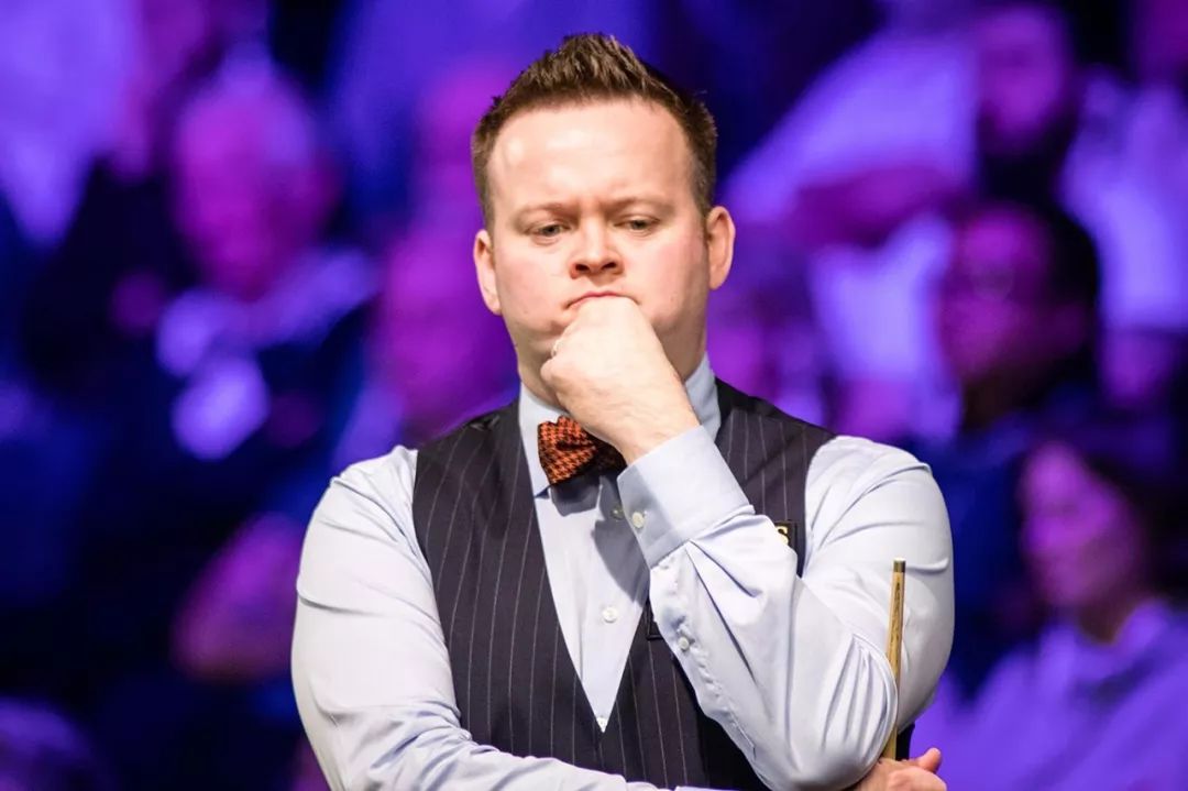 步奠定了坚 步奠定了坚